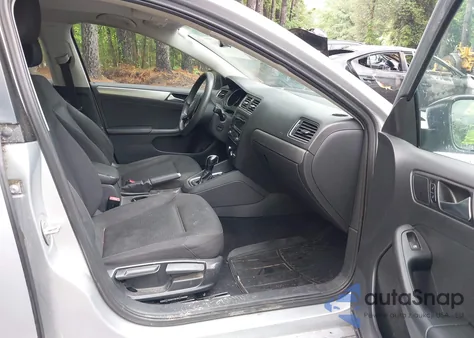 2015 Volkswagen Jetta 1.8T Se from USA, damaged, VIN 3VWD17AJ4FM268616